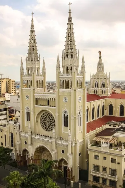 Catedral Católica Metropolitana de Guayaquil