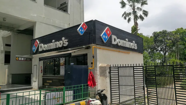 Domino's Pizza | Hansraj, Lucknow
