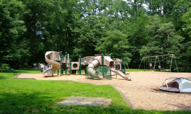 Wynnewood Valley Park