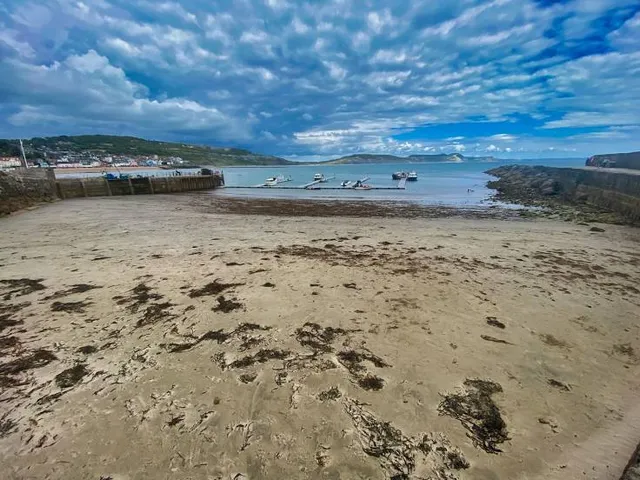 Lyme Regis Beach