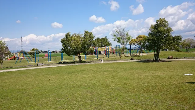 Kagamigaike Park