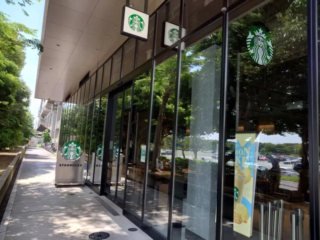 Starbucks Coffee - Kasai-Rinkai Park Station