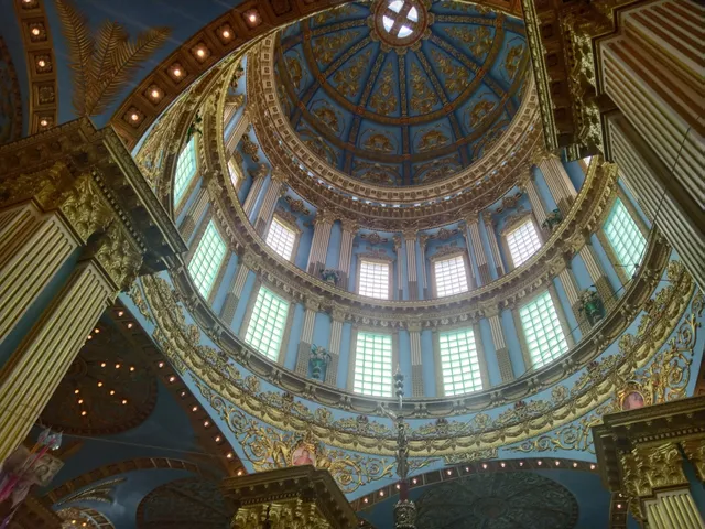 Maha Mondop Luang Pu Soros Yasotharo / Wat Khok U Thong Prachantakham Mahamondop Wat Khok U Thong