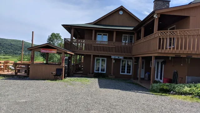 Salmon Pool Inn & Cottage Self Catering