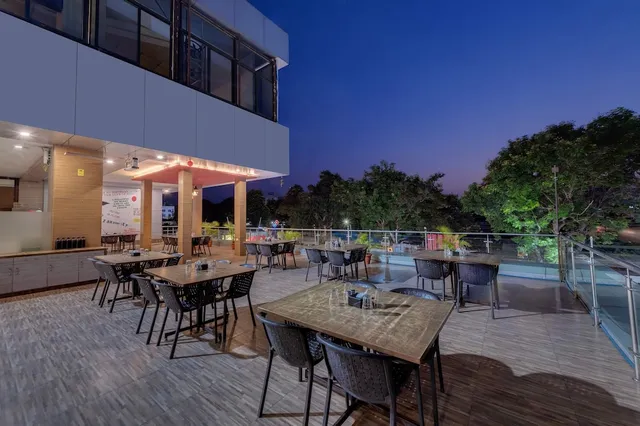 Hotel Grand Fortune Beacon, Ichalkaranji (Maharashtra)