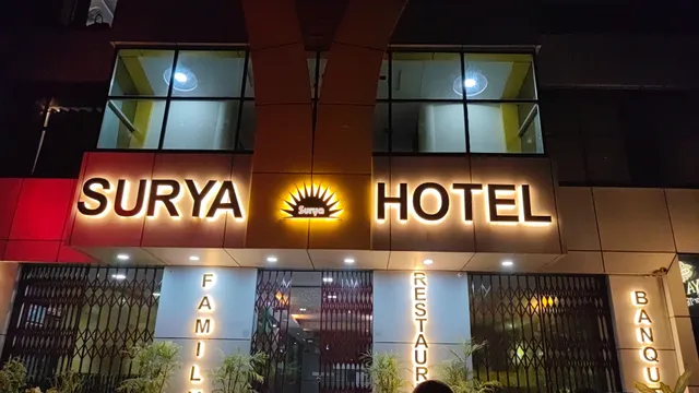 OYO 14909 Hotel Vivid