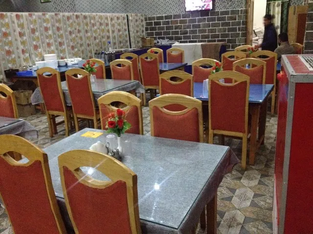 New Wazwan Planet-Top Restaurants In Leh Ladakh|Best Restaurants in Leh Ladakh