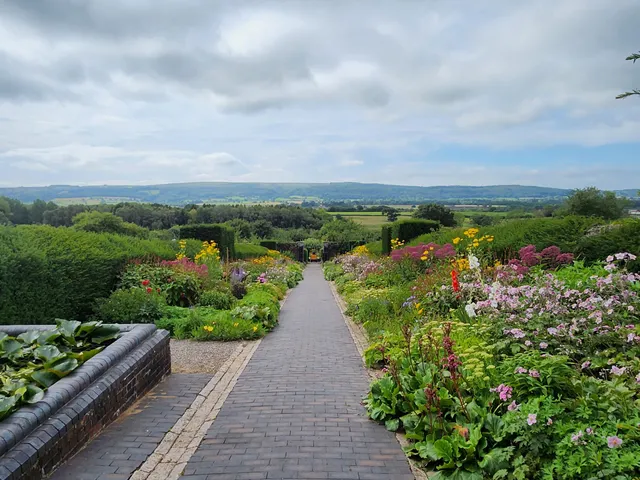 Barley Wood Walled Garden