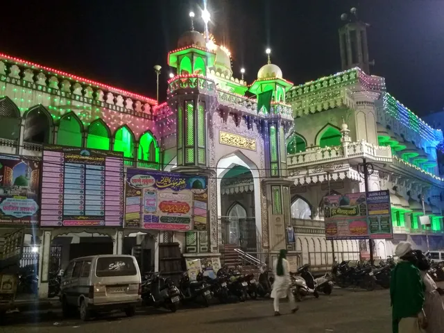 Gareeb Nawaz Masjid (Sunni Masjid)
