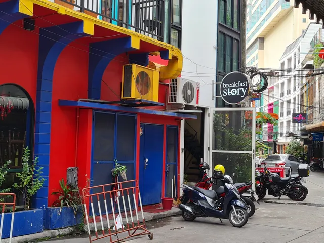 Breakfast Story Asok