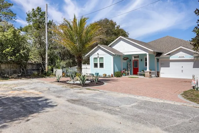 The Blue Pearl House Vacation Rental