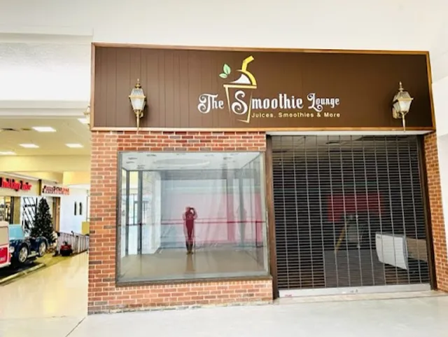 The Smoothie Lounge