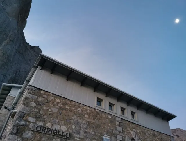 Refugio Vega de Urriellu