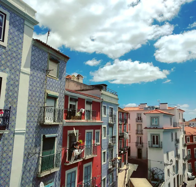 Canto do 28, Typical Apartment