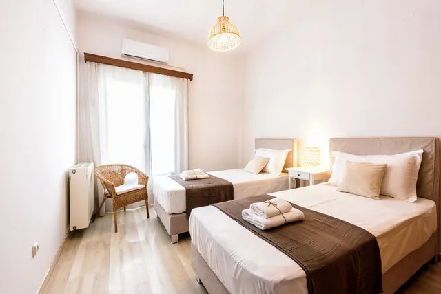 Cosy house next to the sea