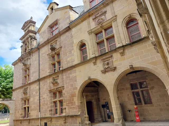 Labenche Museum of Art and History