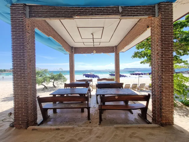 Hardtien Restaurant Koh Larn