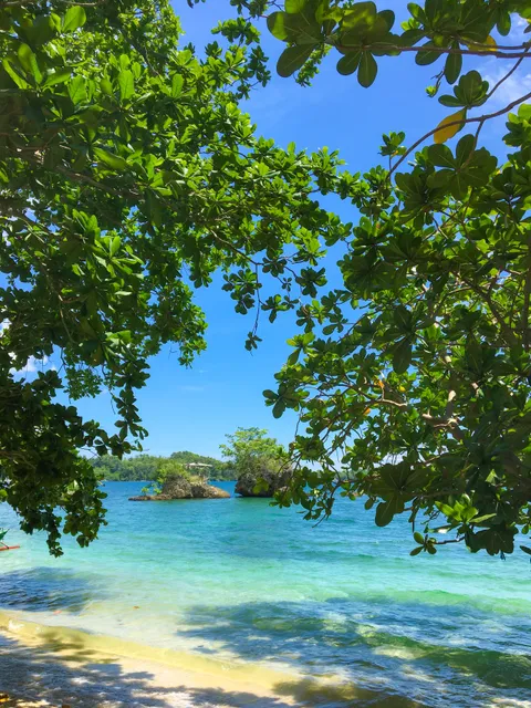 Punta Lawi Beach Resort