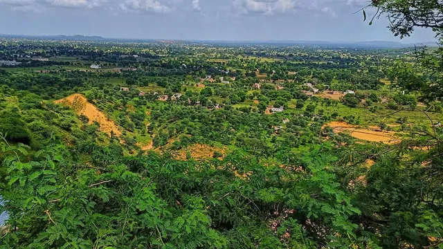 Sheshnag Mandir or Saat Pahad Marg