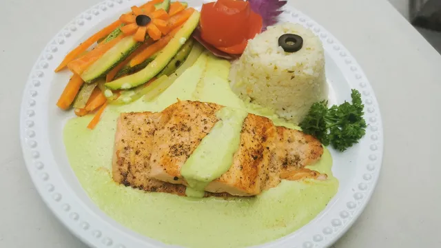 Sina Mariscos y Tacos