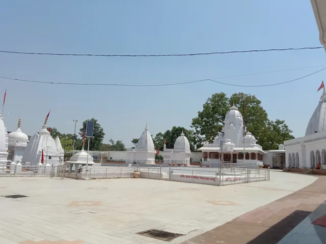 Narmada river starting point