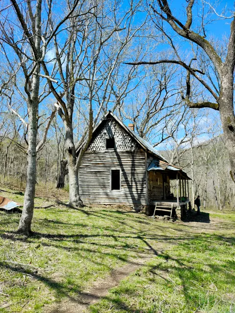 Granny Henderson Cabin