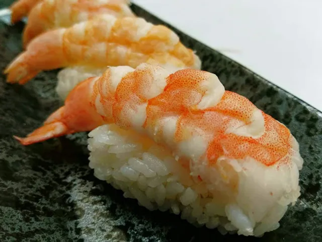 Yokozuna Sushi 横綱