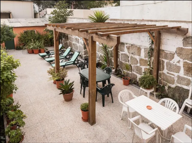 Metro Casa Música Apartments and Rooms