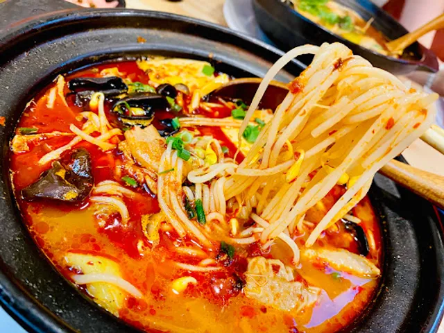 天府李米線 TINA'S NOODLE KITCHEN