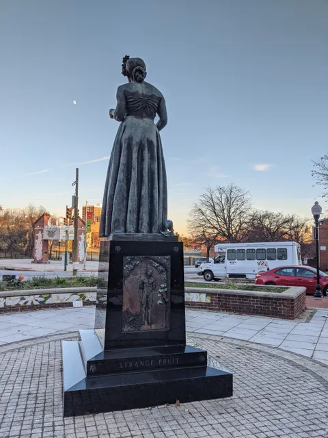 Billie Holiday Statue