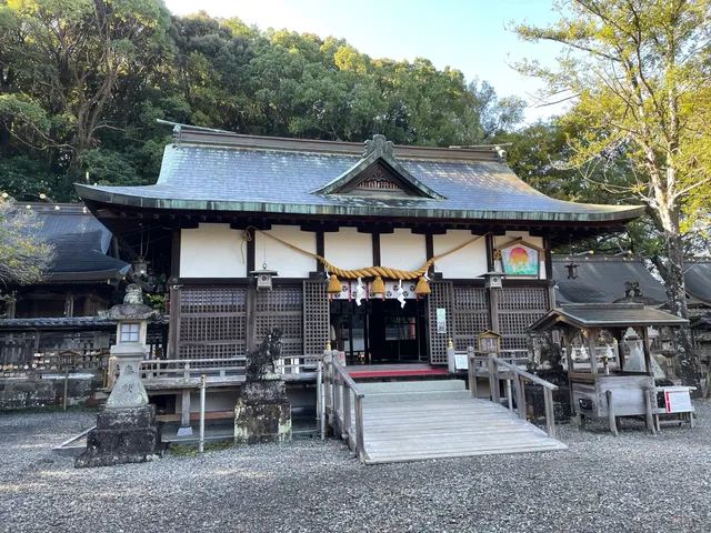 Tokei Shrine