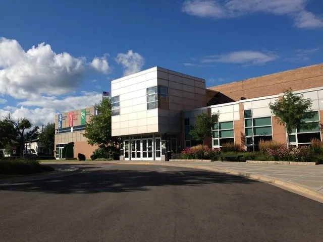 Riverfront Museum Park