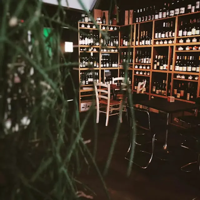 La Bottega Delle Ombre