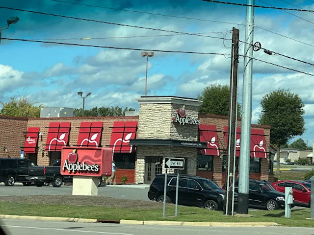 Applebee's Grill + Bar