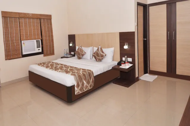 Sivamurugan Hotels