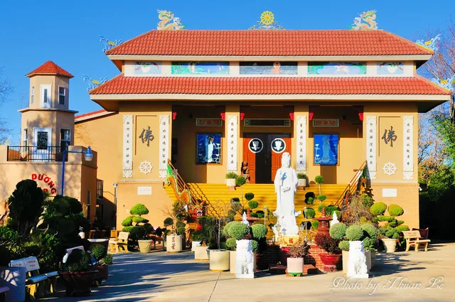 Tu Dam Buddhist Temple