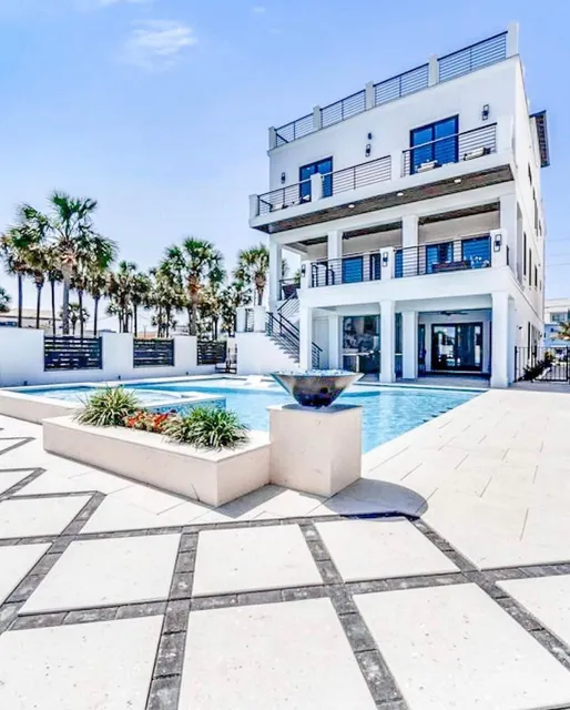 Bella Vista Luxe Vacation Rental