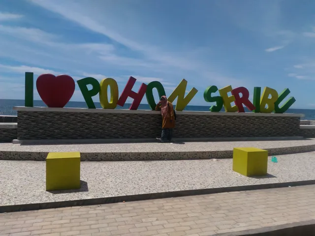 Pantai Sasak Pasaman Barat