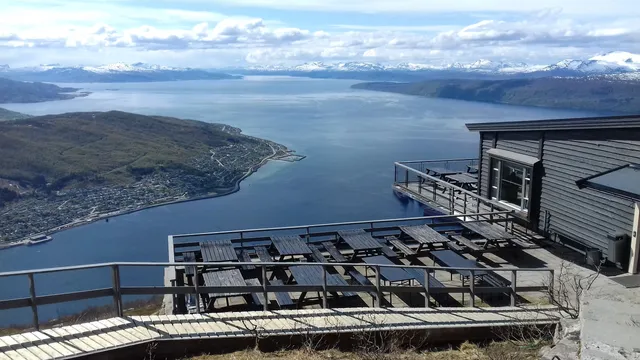 Fjellheisstasjonen Narvik