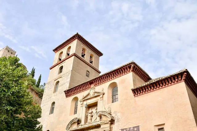 Museo San Juan de Dios "Casa de los Pisa"