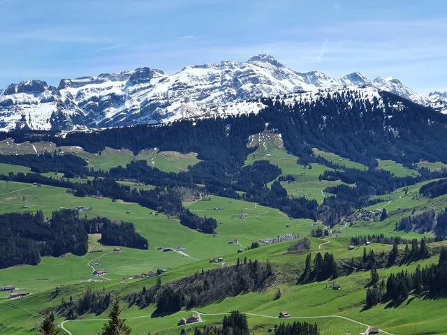 Wanderung zur Hundwiler Höhe