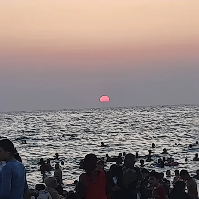 شاطئ الهانوفيل العام