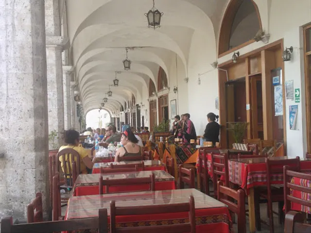 RESTAURANTE LA SERENA