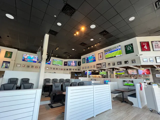 The Gulf Club Restaurant and Sports Pub