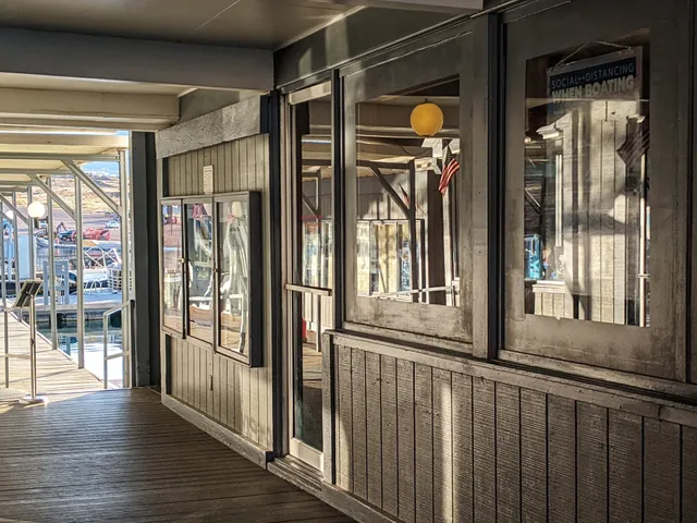 The Boat House Bar & Grill