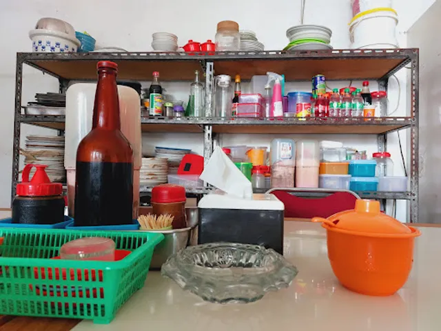 rumah makan fulo "non HALAL"