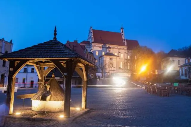 Ancient well Kazimierz Dolny