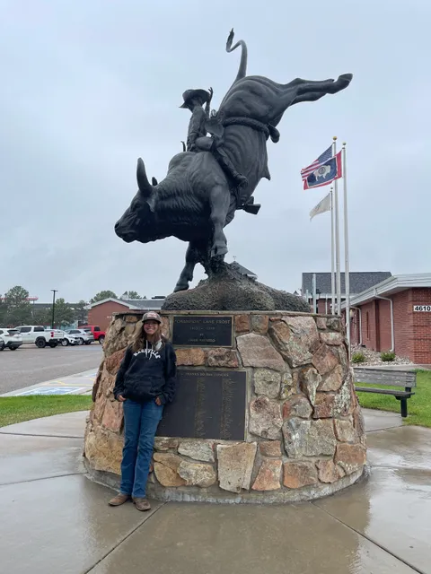 Lane Frost Statue
