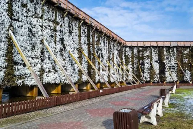 Brine Graduation Tower