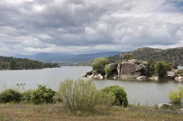 El Burguillo Reservoir